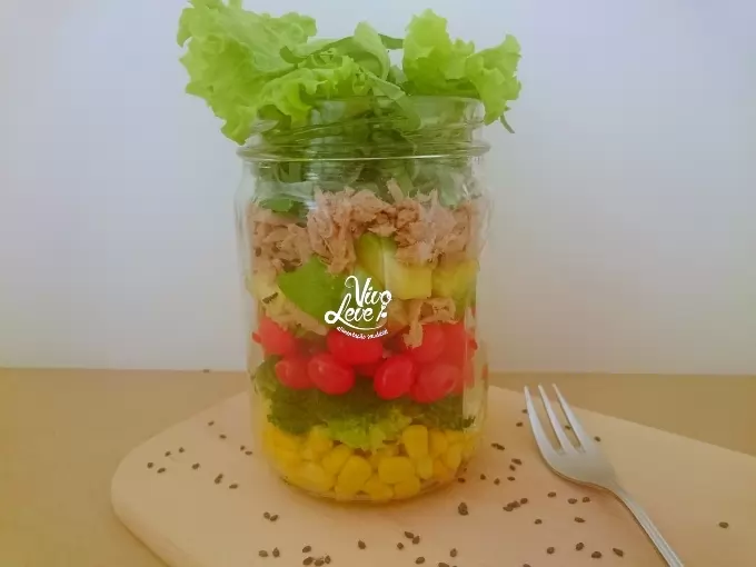 salada-com-atum-e-abacate