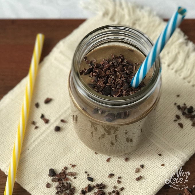 smoothie abacate whey e cacau