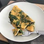omelete de espinafre e tahine