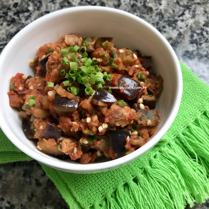 receita berinjela low carb com linguica